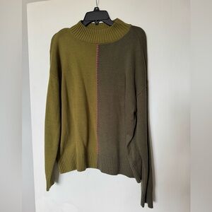 Two-Tone Green Mock Turtleneck Sweater with Pink Stitching